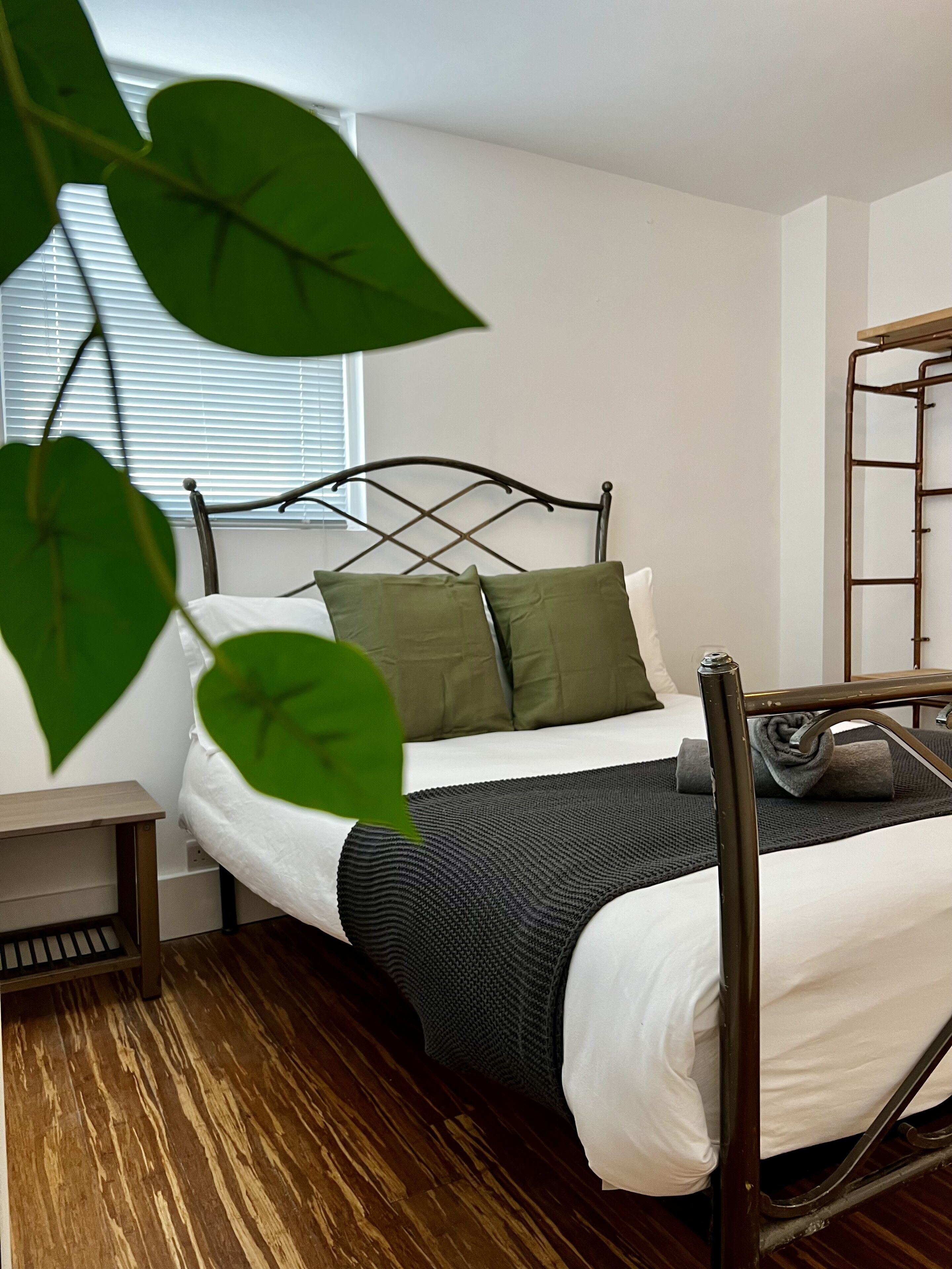 1 bedroom, desk, iron/ironing board, travel cot