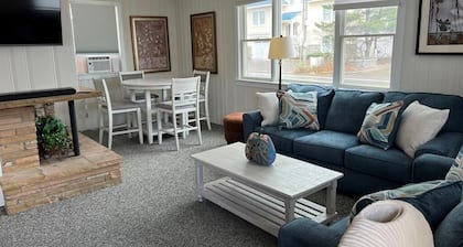 5 Bedrooms that Sleeps 14! Home has Ocean Views! 50 Feet from Beach Ramp!!!!