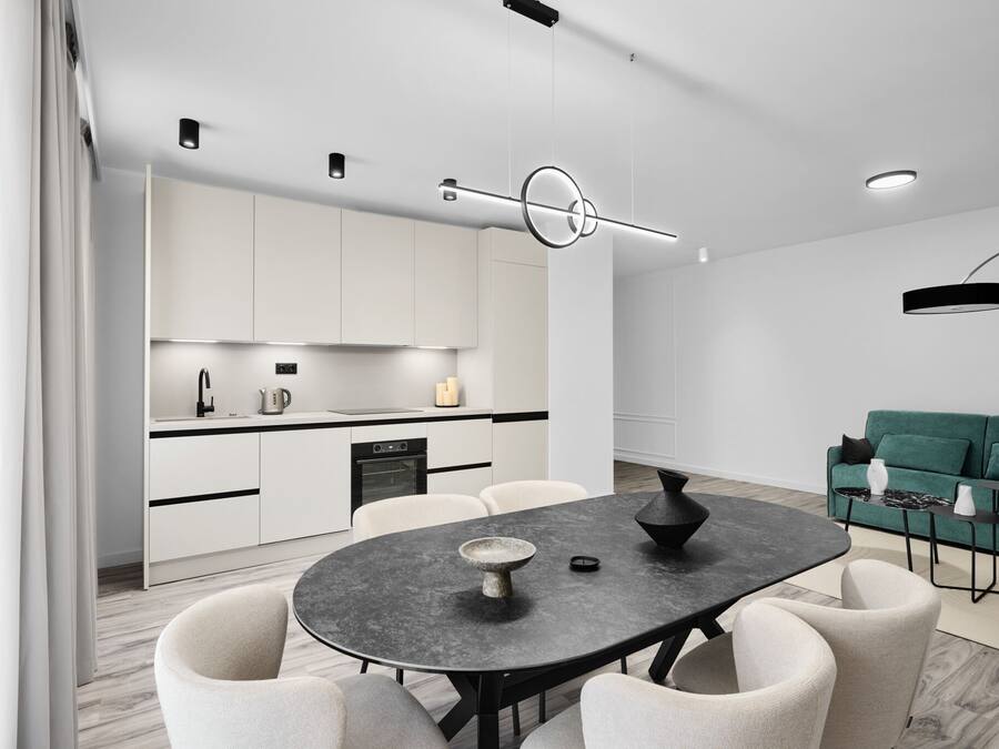 Two-Bedroom Deluxe Apartment with Balcony | Oleskelualue | Älytelevisio, Netflix, ensi-iltaelokuvia, suoratoistopalvelut