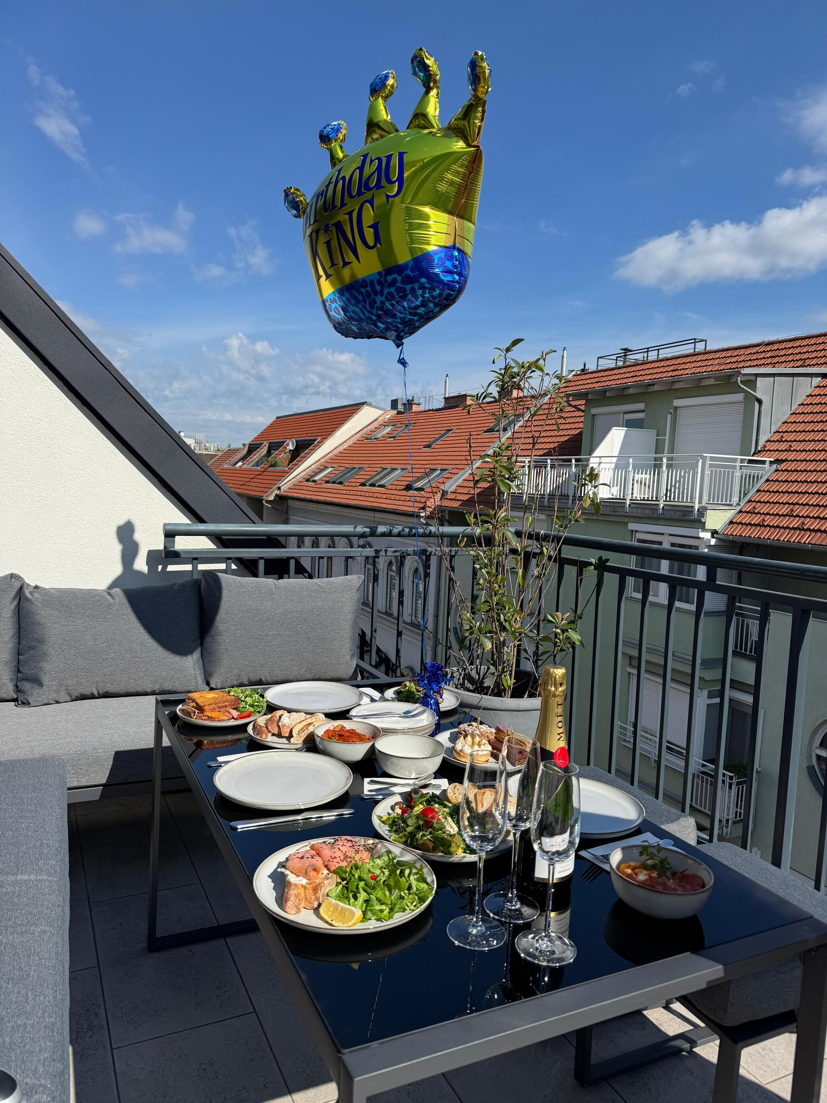 Penthouse Apartment (Three Bedrooms) | セーフティボックス (室内)、WiFi (無料)、ベッドシーツ