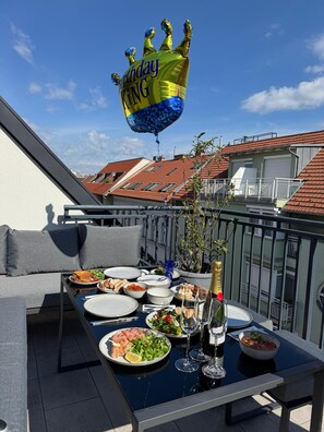 Presidentiële penthouse | 2 slaapkamers, een kluis op de kamer, gratis wifi, beddengoed