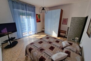 3 bedrooms, WiFi - Laura Domus (Siena)