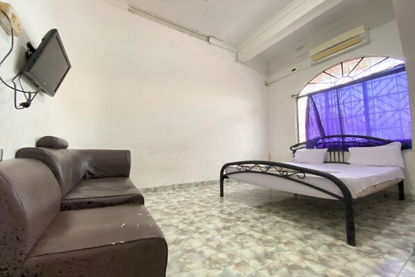 Standard Double Room | Bed sheets