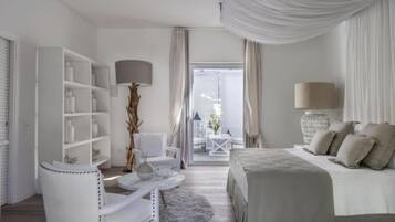 1 bedroom, premium bedding, down duvets, Select Comfort beds