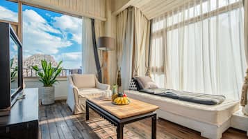 Basic Room, Hill View | 1 bedroom, premium bedding, free minibar, desk