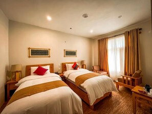 Deluxe Double Room, Mountain View | Desk, soundproofing, iron/ironing board, free WiFi