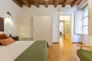 1 makuuhuone, silitysrauta/-lauta, vauvan matkasänky, ilmainen Wi-Fi