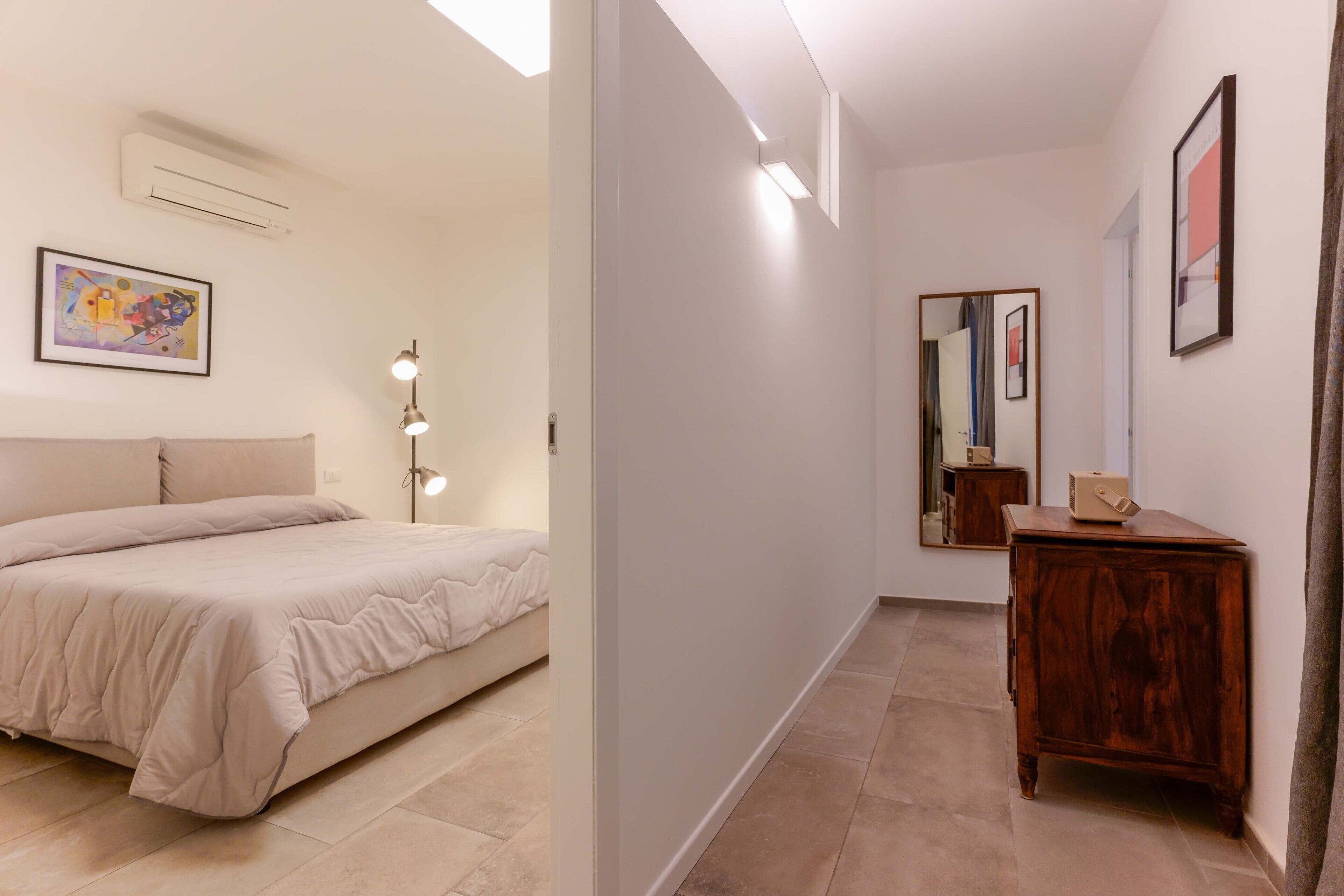 Appartement, 2 slaapkamers | Een laptopwerkplek, verduisterende gordijnen