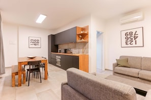 Apartment, 2 Bedrooms | Living area