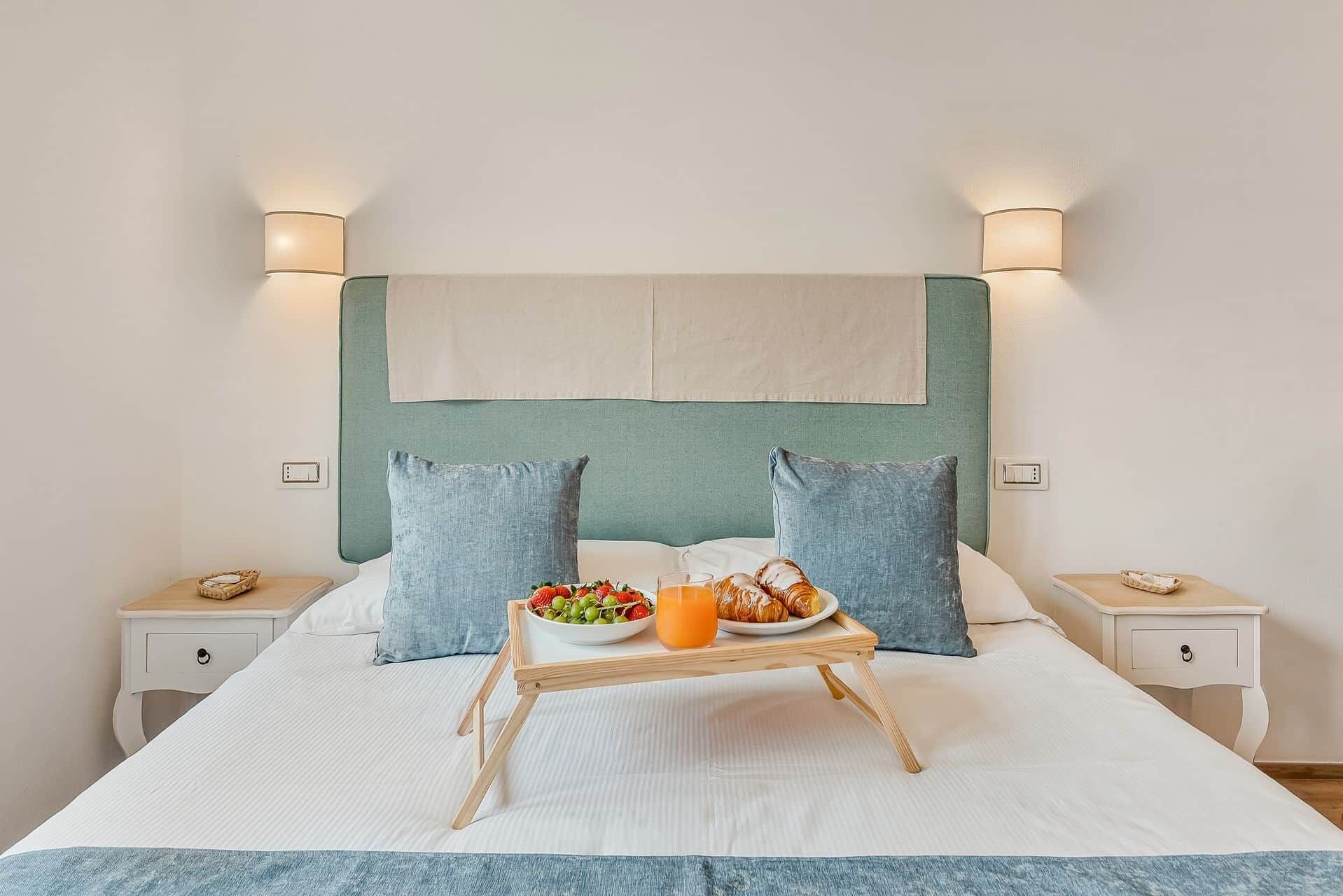 3 makuuhuonetta, työpöytä, silitysrauta/-lauta, ilmainen Wi-Fi