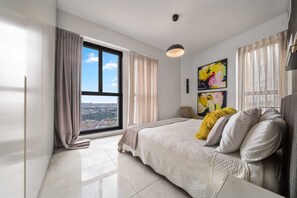 2 bedrooms, iron/ironing board, travel cot, WiFi