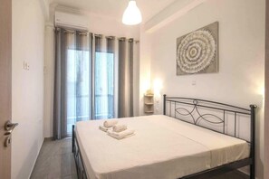 1 chambre, bureau, fer et planche Ă repasser, Wi-Fi