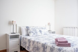 旅行用ベビーベッド、ベッドシーツ