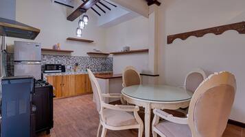 Villa estándar | Comedor