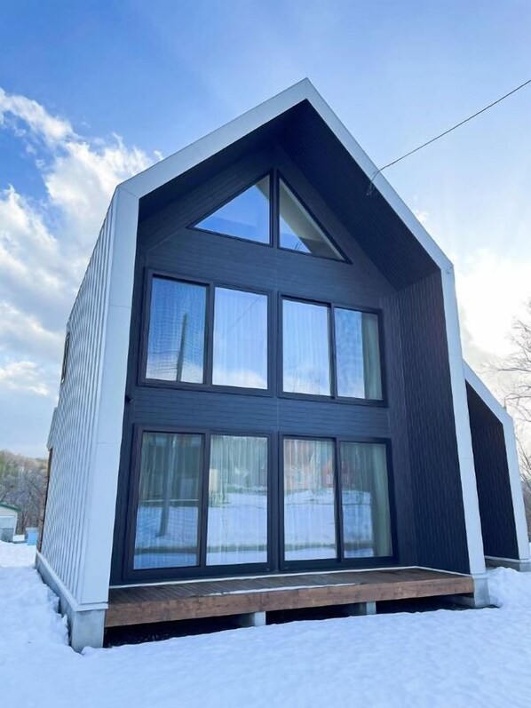 Front of property - Niseko White Villas YUNOSATO (Rankoshi)