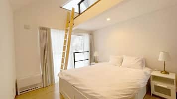 Exclusive Villa, Non Smoking | 2 bedrooms, premium bedding, blackout drapes, free WiFi