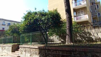 Enceinte de lâhĂ©bergement