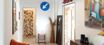 Room with private bathroom - Brown