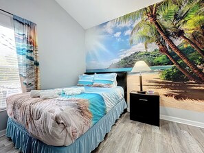 4 bedrooms, iron/ironing board, travel cot, free WiFi
