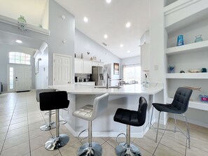 Fridge, microwave, oven, stovetop - Beach Themed Vacation Pool/Spa Home/Close To Disney (Clermont)