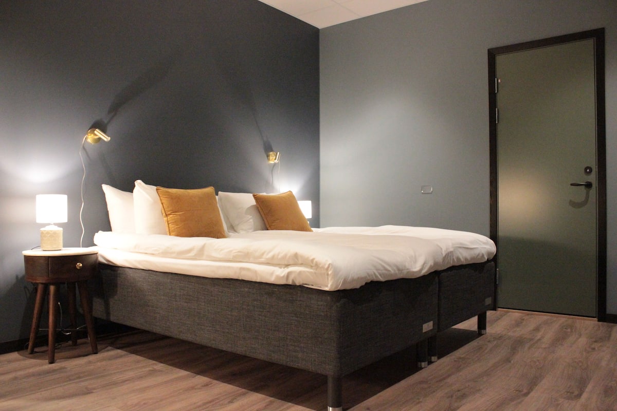Doppelzimmer, ohne Fenster