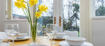 Stunning Home Next to Nottingham University | Off-Street Parking | Sleeps 8