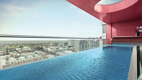 2 BR Apartment with Stunning Views and Car Parking