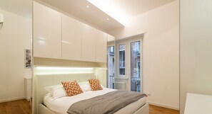 Basic-Apartment, 1 Schlafzimmer, Balkon | 1 Schlafzimmer, Bügeleisen/Bügelbrett, kostenloses WLAN, Bettwäsche