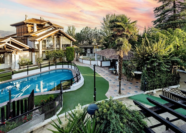 Junior Suite | Vue sur la ville depuis l’hébergement 