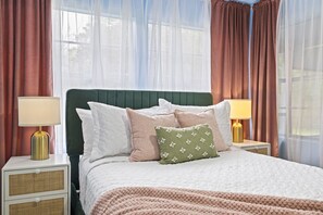 4 bedrooms, iron/ironing board, free WiFi, bed sheets - Northeast Florida Retreat (Jacksonville)