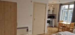 Interior - Urban Retreat Studio at Camberwell zone 2 (London)