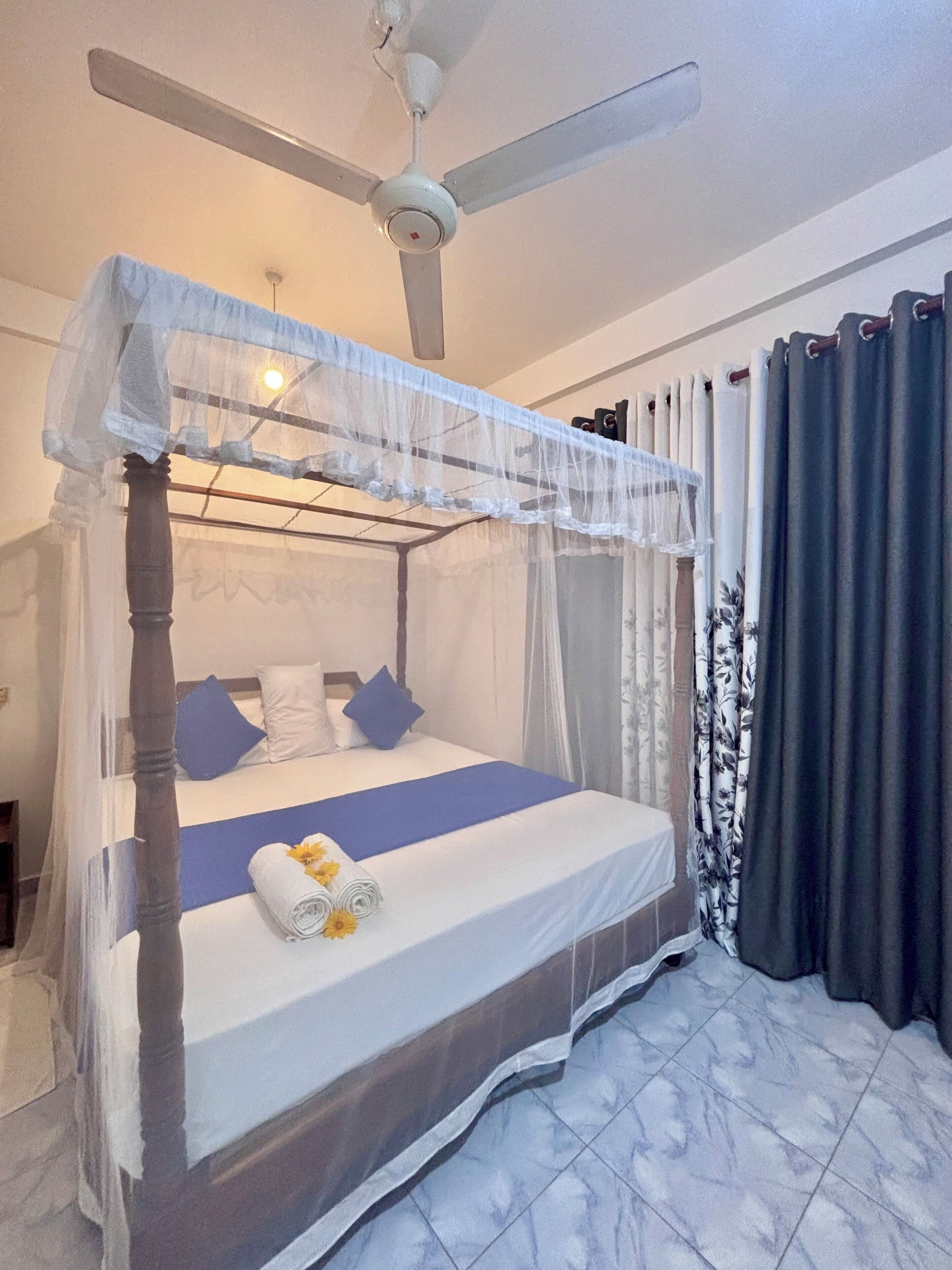 2 habitaciones, ropa de cama de alta calidad y minibar 