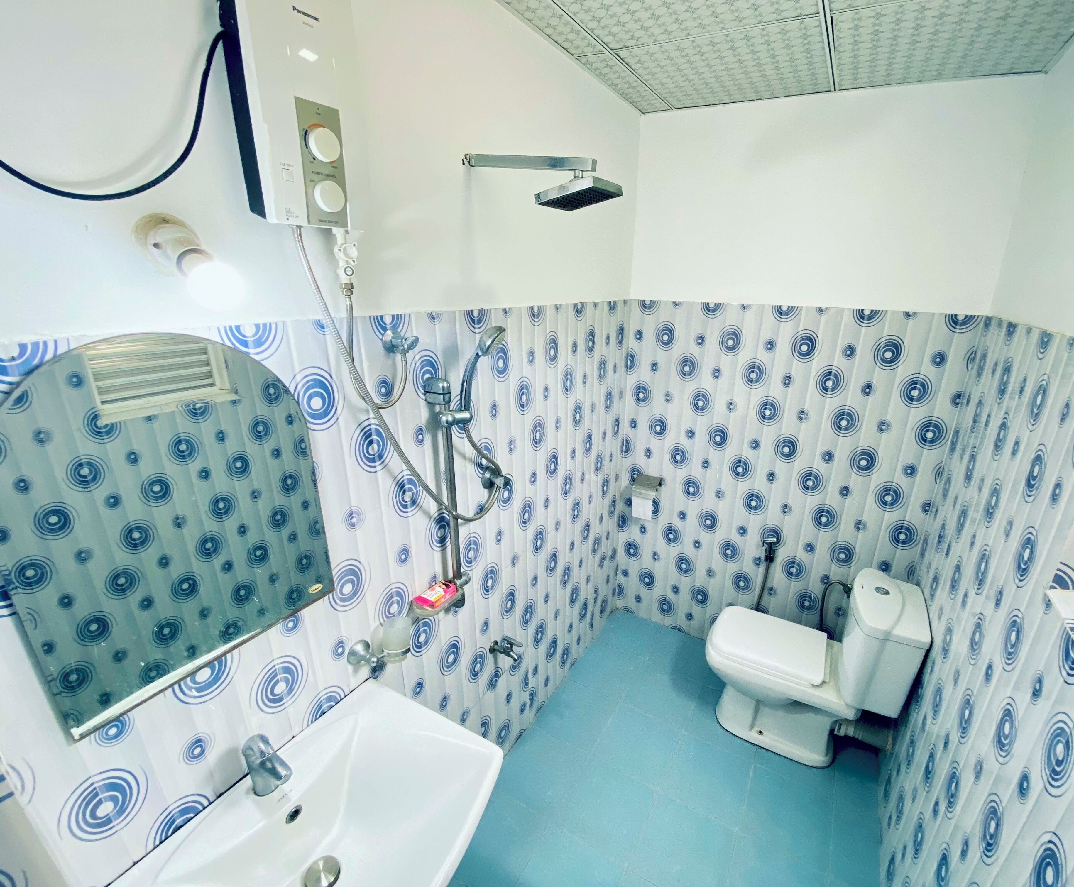 Familienvilla, 2 Schlafzimmer, Klimaanlage, Seeblick | Badezimmer | Regendusche, umweltfreundliche Kosmetikartikel, Haartrockner, Handtücher