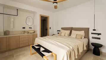 Suíte júnior, vista para o pátio | 1 quarto, roupas de cama premium, camas com colchões pillow-top