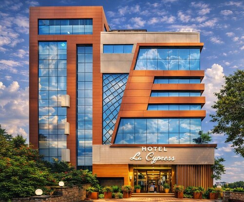 Le Cypress - Bareilly