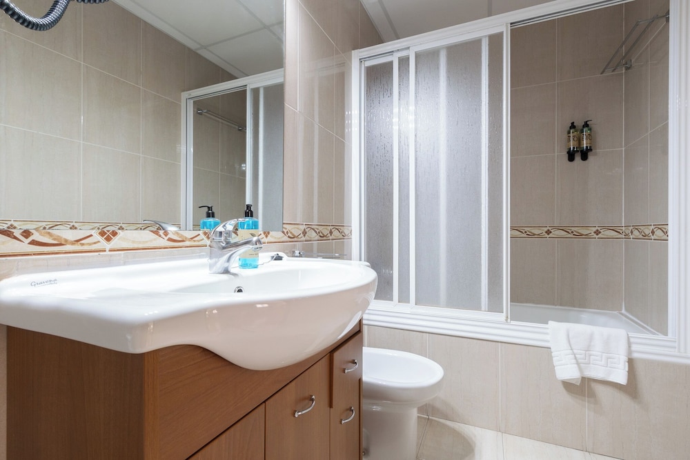 Hotel Zaravencia by Bossh! Hotels by null