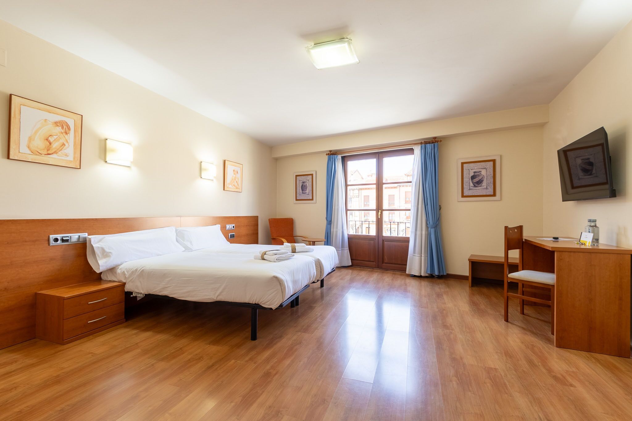 Photo - Alda Plaza Mayor Toro