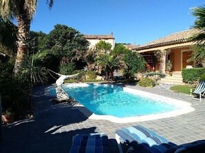 Utomhuspool