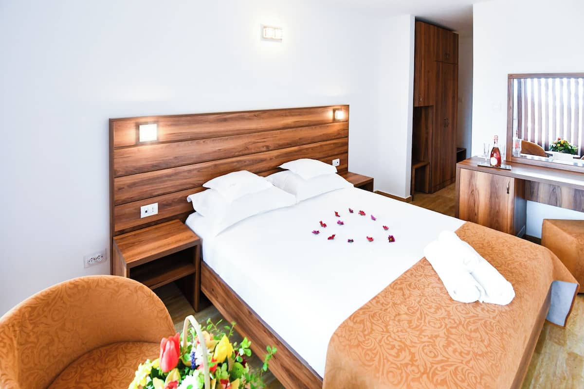 Superior tweepersoonskamer, balkon | 1 slaapkamer, gratis wifi, beddengoed