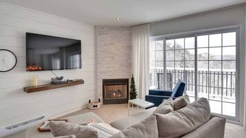 TV, fireplace, offices