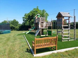 Children’s area - Le Souriceau au Domaine de L'agneau (Vouzan)