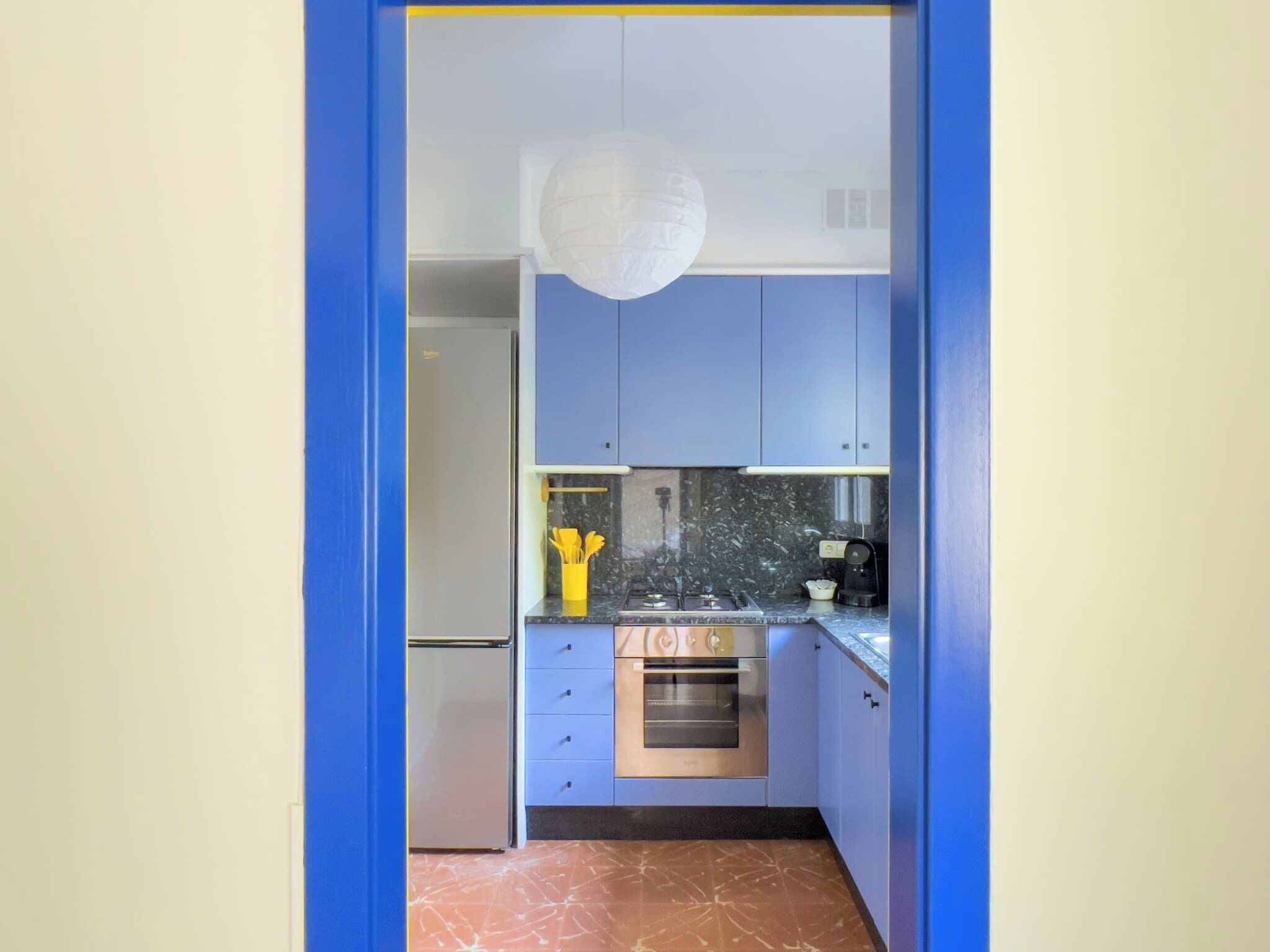 Réfrigérateur, micro-ondes, four, lave-vaisselle