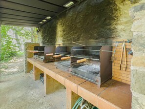 Enceinte de lâhĂ©bergement