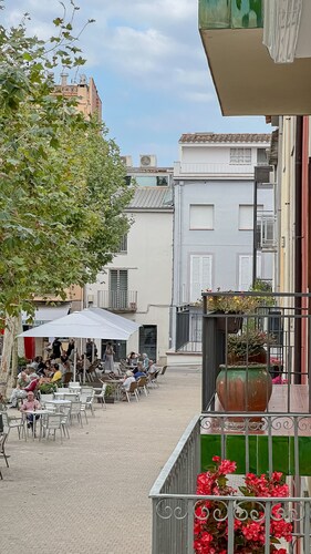 Majordoms - Cosines 48, Banyoles