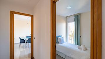 6 chambres, lit parapluie, Wi-Fi gratuit, draps fournis