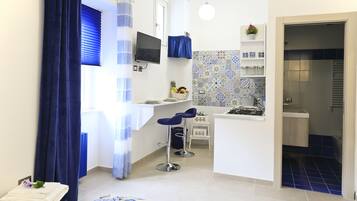 Zimmer, 1 Doppelbett | 1 Schlafzimmer, schallisolierte Zimmer, Bügeleisen/Bügelbrett