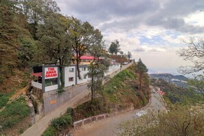 Mặt tiền nơi lưu trú