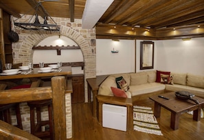 Televisión, chimenea