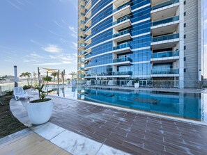 Outdoor pool - Luxury StayCation - Al Jawhara Tower Studio Apt in the Heart of Dubai (Dubai)