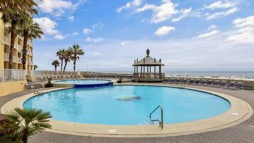Indoor pool, outdoor pool